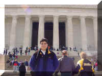 By Lincoln Memorial.jpg (37601 bytes)